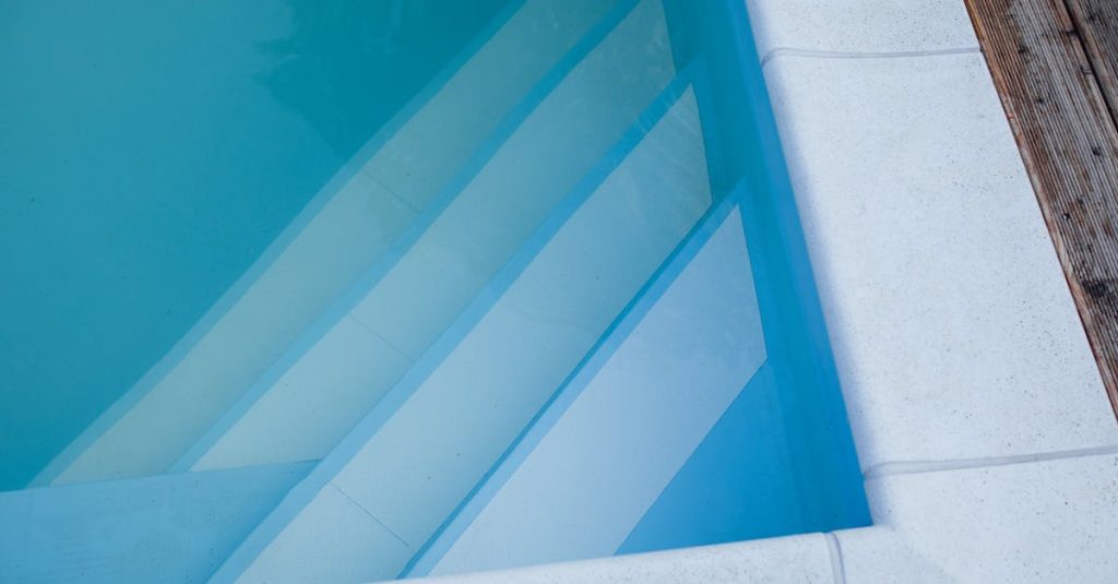 découvrez nos solutions de revêtement de piscine, alliant esthétique et fonctionnalité. transformez votre espace extérieur avec des matériaux durables et antidérapants, parfaits pour profiter des beaux jours autour de votre piscine.