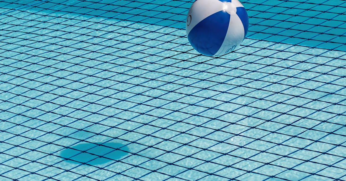 découvrez tout ce qu'il faut savoir sur la surface des piscines, ses différents types, matériaux et dimensions pour transformer votre espace extérieur en un véritable havre de paix. conseils d'experts et idées design pour optimiser votre surface de piscine.