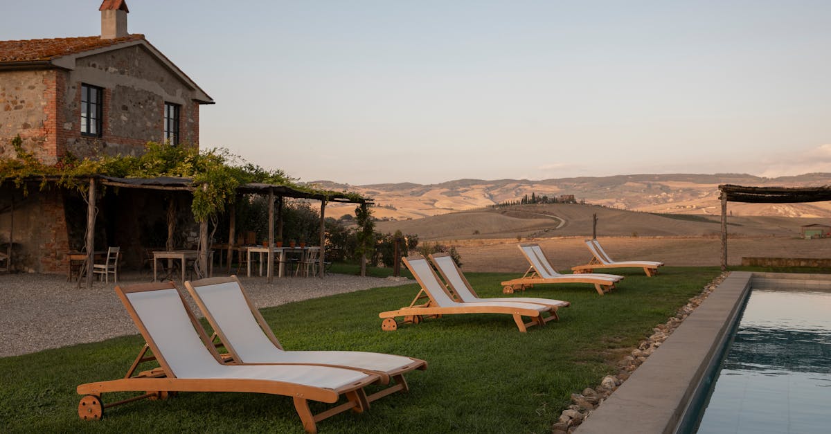 découvrez notre service de revêtement de piscine pour une protection durable et un esthétisme optimal. optez pour des matériaux de haute qualité qui préservent votre bassin tout en le rendant plus attrayant. transformez votre espace aquatique avec des couleurs et des finitions variées!