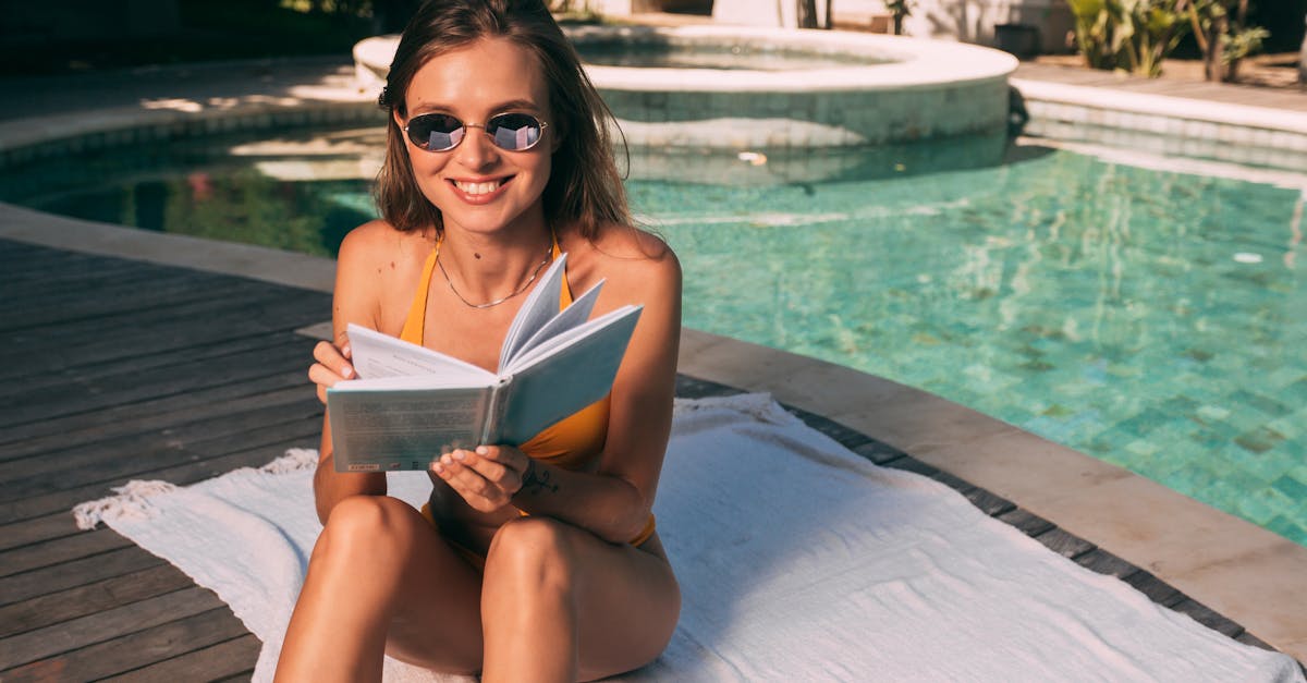 découvrez notre gamme de revêtements de piscine, alliant esthétisme et sécurité. transformez votre espace extérieur avec des matériaux durables et élégants, parfaits pour vos moments de détente au bord de l'eau.